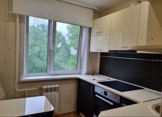 Продам трехкомнатную квартиру, 61 м2, Иркутская область, бульвар Рябикова, 14А