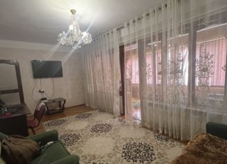 Продажа 3-ком. квартиры, 68 м2, Дагестан, улица Гаджи Алибегова, 82