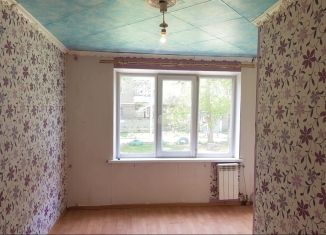 Продам трехкомнатную квартиру, 54.2 м2, Свердловская область, Симферопольская улица
