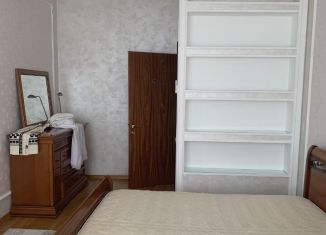 2-комнатная квартира в аренду, 135 м2, Москва, Мичуринский проспект, 11к3, метро Раменки