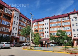 Продается 1-комнатная квартира, 49.8 м2, Астраханская область, улица Джанибекова, 18
