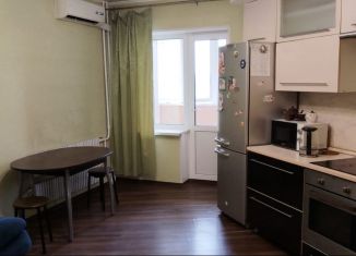 Сдам в аренду 2-комнатную квартиру, 72 м2, Воронежская область, Автогенный переулок, 11А
