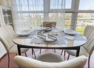 Сдается в аренду 3-ком. квартира, 70 м2, Сочи, улица Войкова, 27, микрорайон Центральный