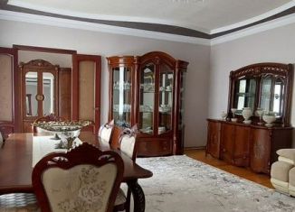 Сдаю в аренду дом, 250 м2, Аргун, улица А. Абубакарова, 19