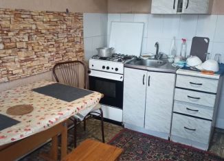 Сдам 3-ком. квартиру, 62 м2, Краснодар, Кореновская улица, 13, микрорайон Энка (имени Маршала Жукова)