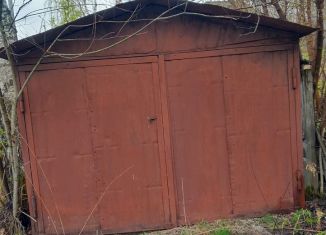Продам гараж, 18 м2, Осинники, Советская площадь