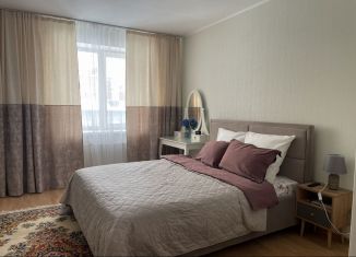 Сдача в аренду 2-комнатной квартиры, 67 м2, деревня Мокшино, Солнечная улица, 82к3