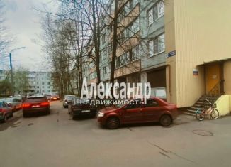 Аренда 1-ком. квартиры, 31 м2, Кириши, проспект Героев, 12