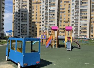 Продаю 2-ком. квартиру, 67 м2, Тамбов, Сабуровская улица, 1Бк1