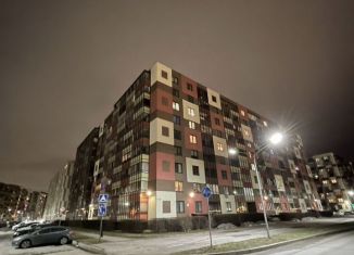 Сдаю в аренду двухкомнатную квартиру, 61 м2, Кудрово, Центральная улица, 54к1