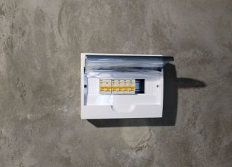 Продается 2-ком. квартира, 52.3 м2, деревня Крутые Выселки, улица Ю. А. Жоголева, 3