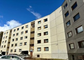 Продам 3-ком. квартиру, 62.9 м2, Костомукша, Интернациональная улица, 4