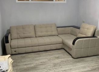 Сдаю однокомнатную квартиру, 60 м2, Махачкала, Шёлковая улица, 18, Кировский внутригородской район