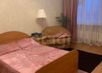Продам 4-ком. квартиру, 103 м2, Москва, улица Ивана Сусанина, 10, САО
