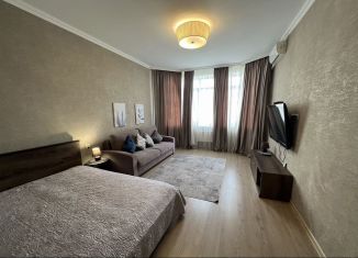 Продаю однокомнатную квартиру, 43 м2, Оренбург, Комсомольская улица, 122, Центральный район