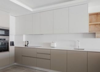 Продаю 4-ком. квартиру, 112 м2, Москва, ВАО, улица Матросская Тишина, 12