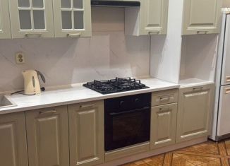 Аренда двухкомнатной квартиры, 100 м2, Сочи, Клубничная улица, 122, микрорайон Новый Сочи