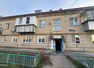 Продается 2-комнатная квартира, 39.8 м2, посёлок Мирный, Пионерская улица, 8