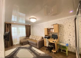 Продаю 2-комнатную квартиру, 44 м2, Магнитогорск, улица Суворова, 136/3