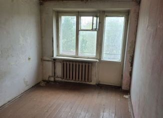 Продажа двухкомнатной квартиры, 40 м2, Магнитогорск, улица Доменщиков, 5/1