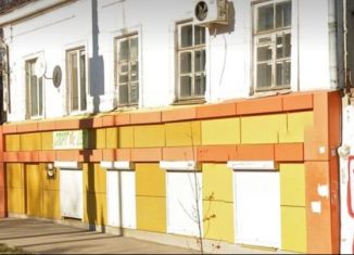 Продается торговая площадь, 103 м2, Саратов, улица имени Челюскинцев, 88