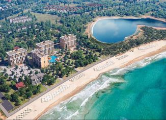 Продам двухкомнатную квартиру, 46.8 м2, поселок городского типа Заозерное