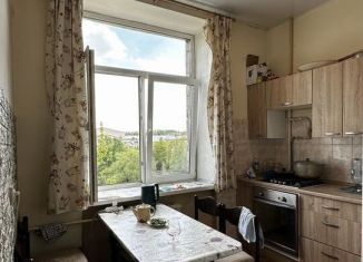 Продается 2-ком. квартира, 56 м2, Москва, Мосфильмовская улица, 6, район Раменки