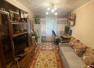 Продам 2-ком. квартиру, 63 м2, Челябинск, улица Рождественского, 7, Тракторозаводский район
