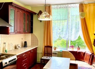 Сдаю 1-комнатную квартиру, 50 м2, Выборг, улица Мира, 18