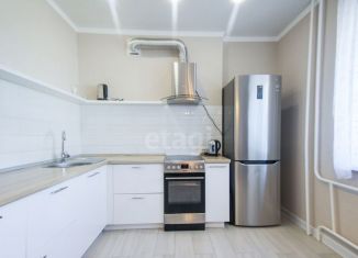 Продается 2-комнатная квартира, 78 м2, Тобольск, 10-й микрорайон, 63А