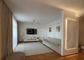 Сдается трехкомнатная квартира, 131.6 м2, Тюмень, улица Хохрякова, 10, Центральный округ