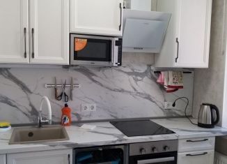 Сдается 2-ком. квартира, 50.6 м2, Щербинка, улица Барышевская Роща