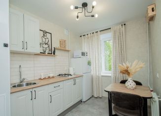 Сдам в аренду однокомнатную квартиру, 34 м2, Саратов, улица имени В.Г. Рахова, 149/157