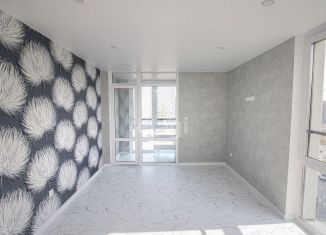Продаю 2-ком. квартиру, 52 м2, Тюмень, улица Новосёлов, 107, ЖК Москва
