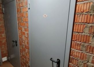 Продаю гараж, 10 м2, Обнинск, проспект Ленина, 217