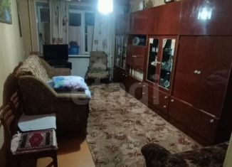 Продается двухкомнатная квартира, 47.2 м2, Троицк, 10-й квартал, 9