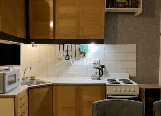 Продаю 1-ком. квартиру, 40 м2, Санкт-Петербург, Ленинский проспект, 93к2, Красносельский район