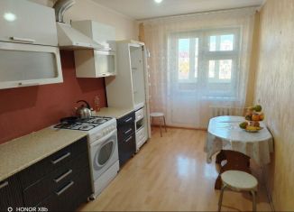 Сдам в аренду 2-комнатную квартиру, 55 м2, Туймазы, улица Лесовода Морозова, 8