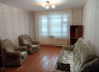 Сдаю в аренду 1-комнатную квартиру, 35 м2, Туймазы, улица 70 лет Октября, 13А