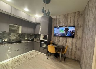 Продается 2-комнатная квартира, 48.4 м2, Челябинск, улица Полянка, 12