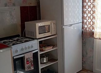 Сдаю в аренду 1-ком. квартиру, 31 м2, Челябинская область, Советская улица, 147/1