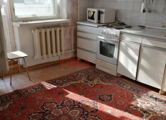 Сдам в аренду 2-комнатную квартиру, 55 м2, посёлок городского типа Чульман, Советская улица, 77