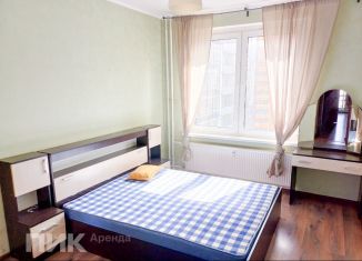 Сдам 3-комнатную квартиру, 84.8 м2, Мурино, Привокзальная площадь, 3к2