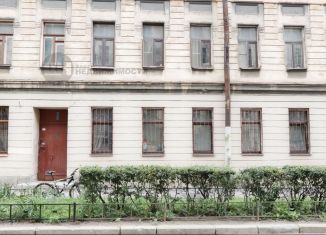 Продажа трехкомнатной квартиры, 80.2 м2, Санкт-Петербург, Центральный район, Кирилловская улица, 13