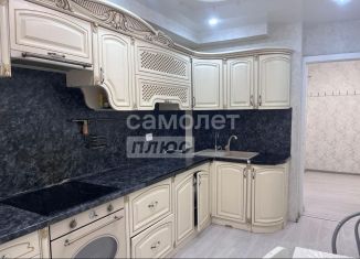Продаю 2-комнатную квартиру, 54.7 м2, Екатеринбург, Таватуйская улица, 1Г, метро Уральская