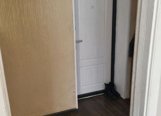 Сдаю в аренду 2-ком. квартиру, 40 м2, Коми, улица Бабушкина, 4