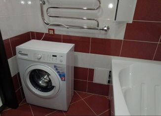 Аренда однокомнатной квартиры, 50 м2, Брянск, Набережная улица, 1