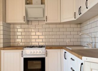 Продается 3-ком. квартира, 68.8 м2, Туапсе, улица Фрунзе, 42