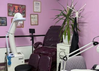 Продаю помещение свободного назначения, 12 м2, Ростов-на-Дону, улица Петренко, 16А, Октябрьский район