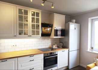 Продам двухкомнатную квартиру, 66.7 м2, Долгопрудный, Лихачёвский проспект, 74к2